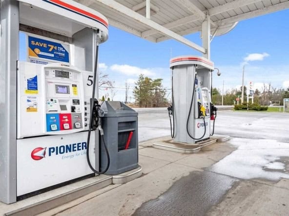 4 Dispensers under the canopy